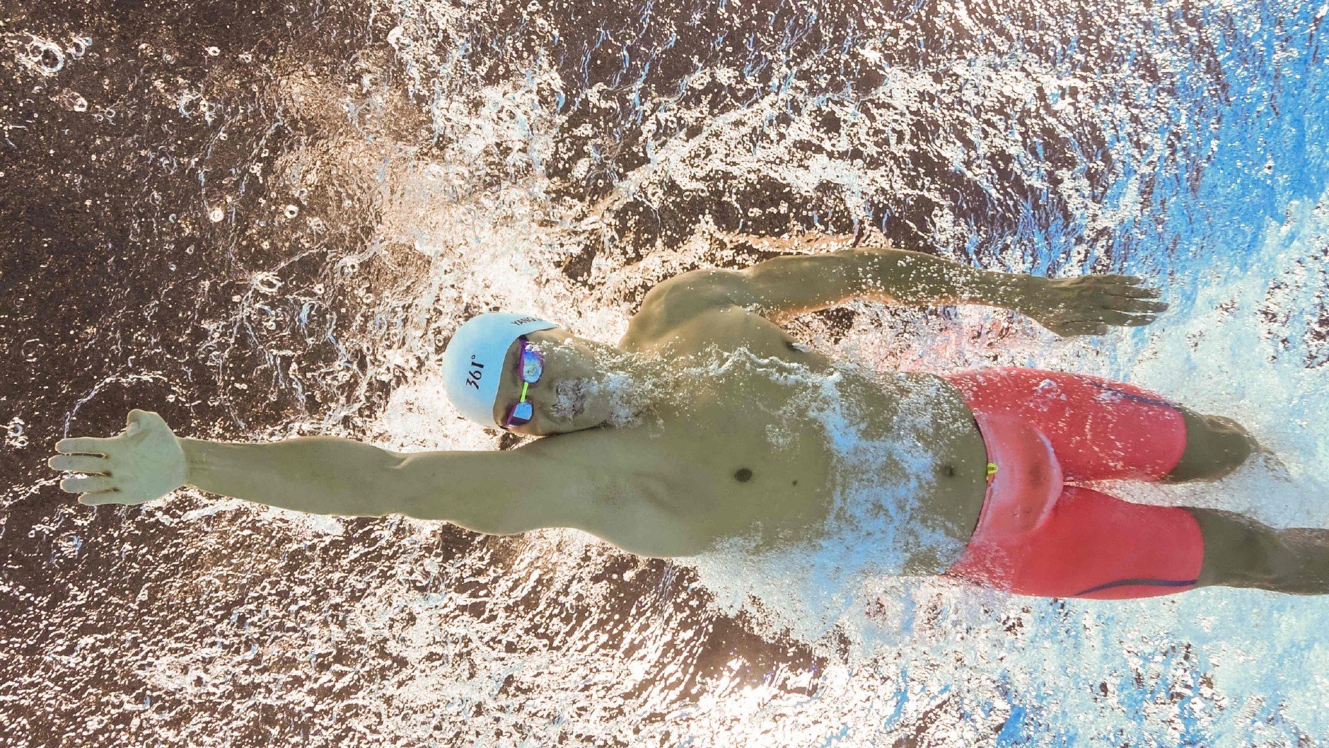 武汉瑜伽节吸引众多瑜伽爱好者参与，武汉瑜伽馆口碑排名